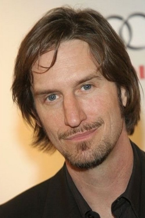 Рэй МакКиннон