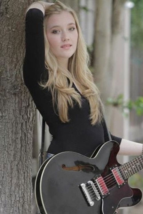 Цхлоé Царолине