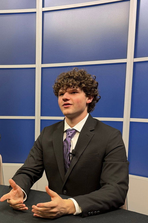 Реаган Гоулд