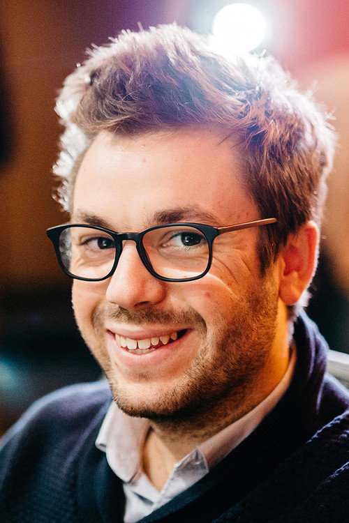 Валентин Хадjадj