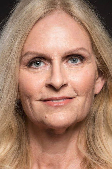 Jеннифер Еметт