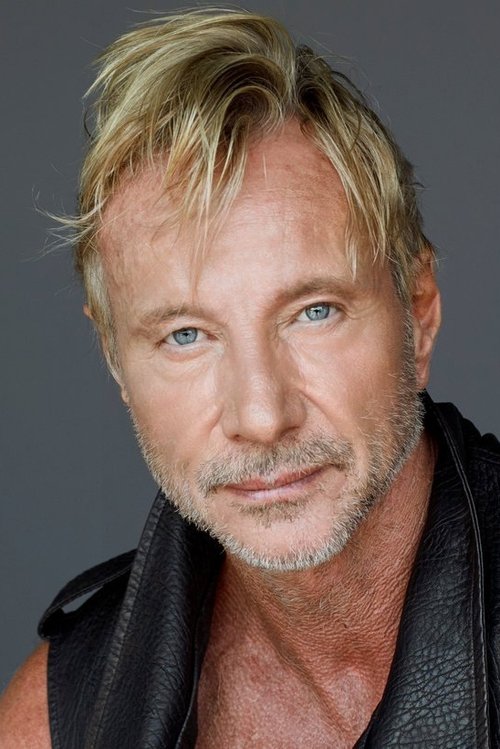 Маттхиас Хуес