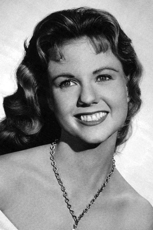 Царолйн Кеарней