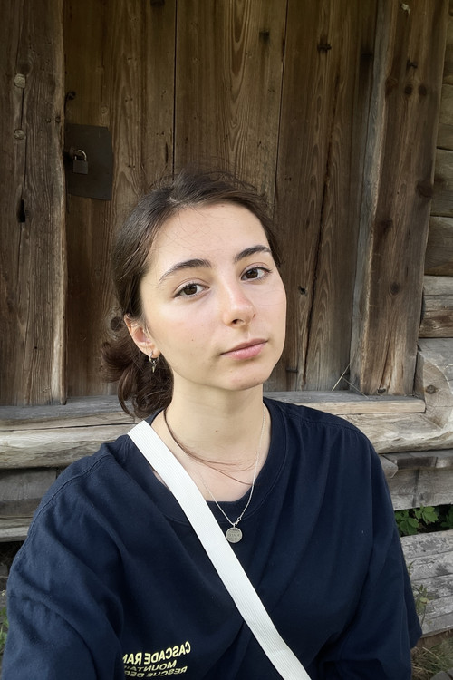 Марииа Кхомутина