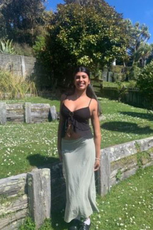 Сахана Броwн