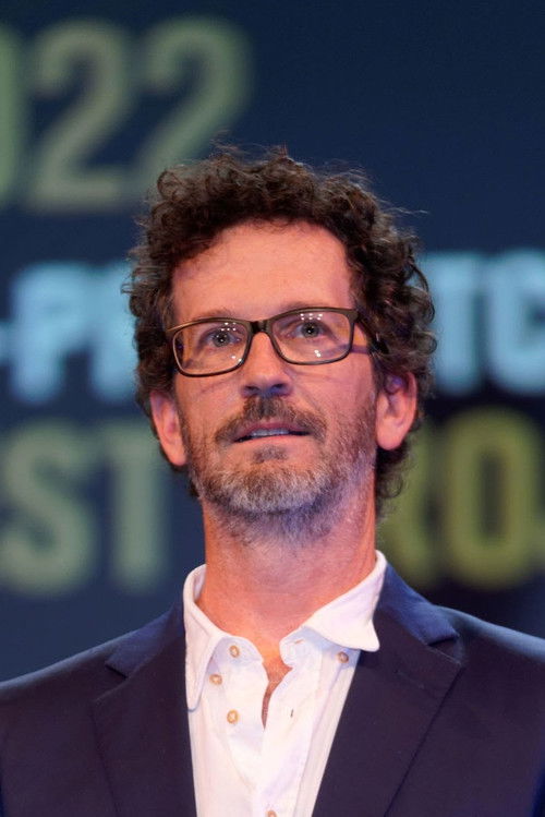 Даррел Бристоw-Бовей