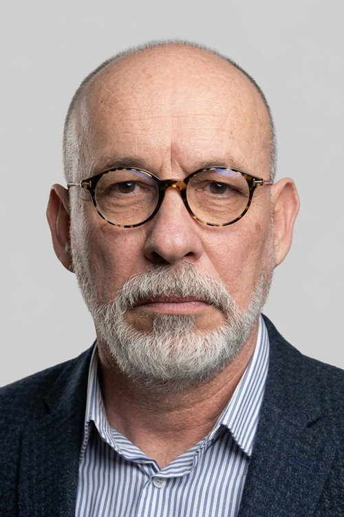 Ердал Кüçüккöмüрцü