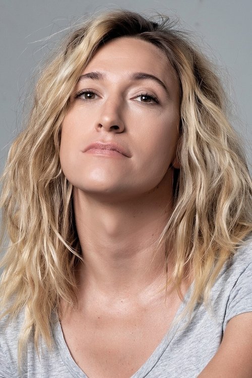 Абрил Замора