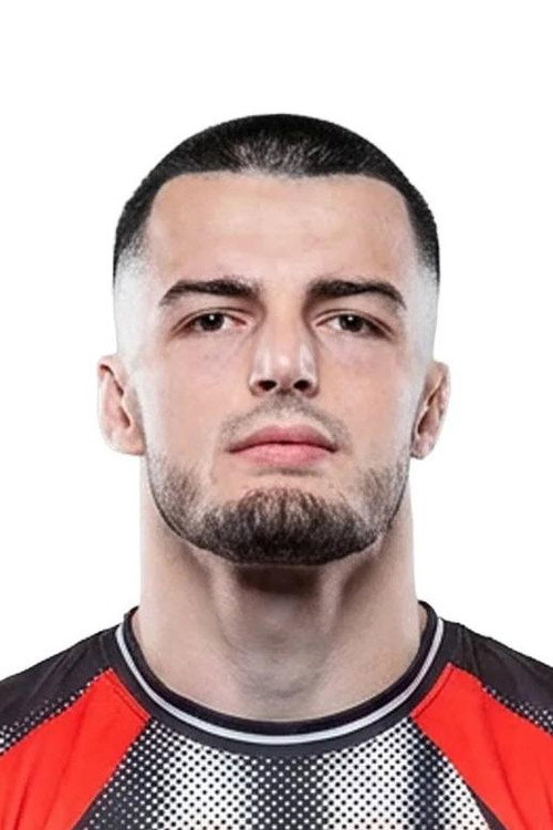 Ариjан Топаллаj