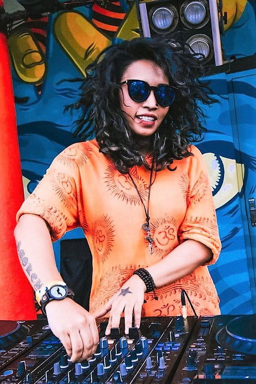 ДJ Смокей Индиа