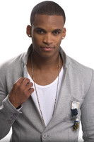 Луис Отáвио