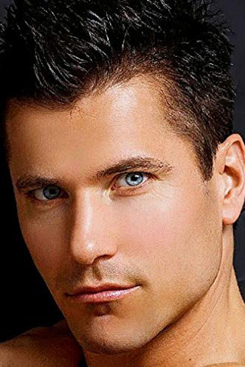 Лукас Риджестон