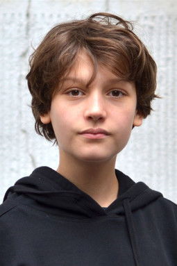 Адèле Гуигуе