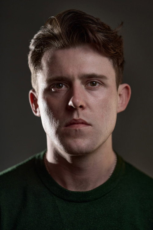 Ниалл МцНамее