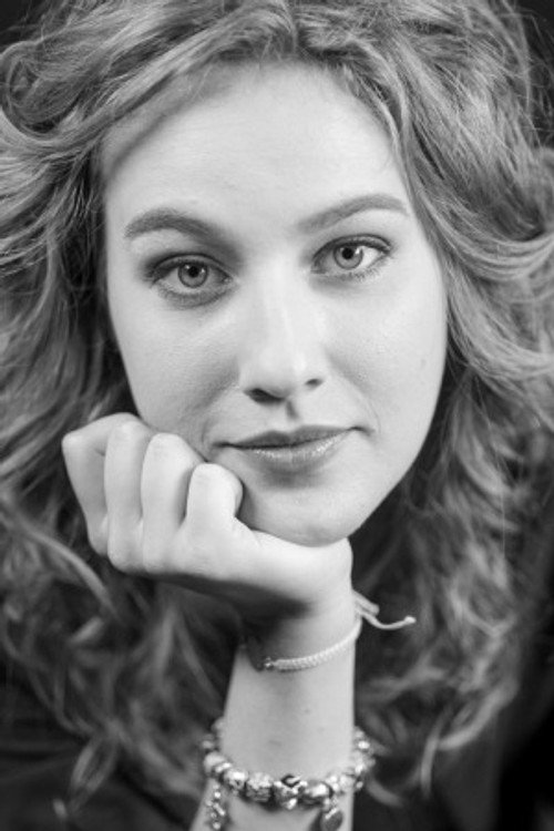 Баттаи Лили Луjза