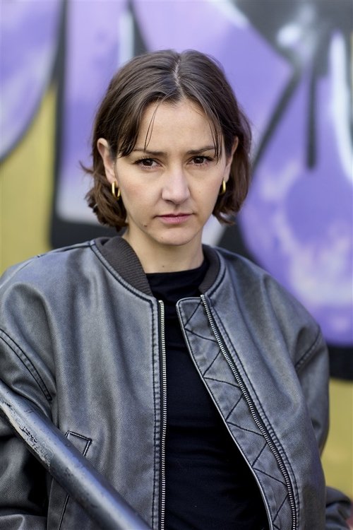 Ангéлиqуе Флаугèре