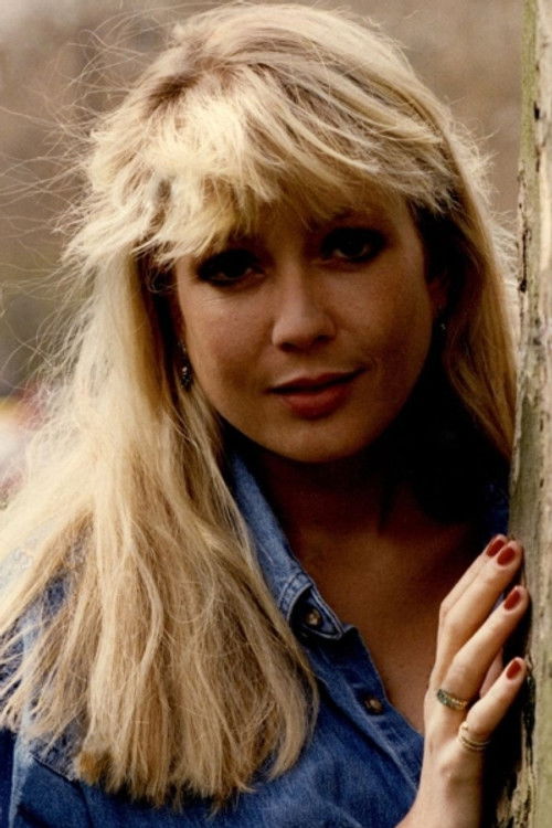 Лоуисе Хобкинсон