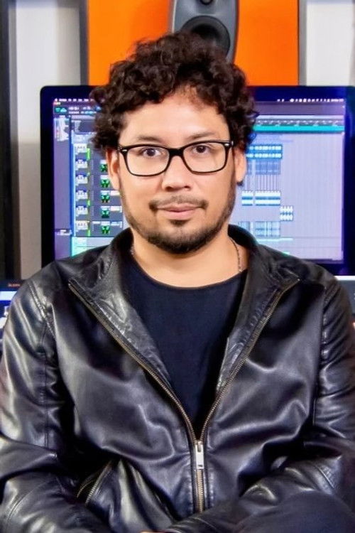 Царлос Флорес