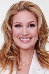  Джессика Альменас