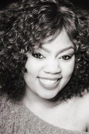 Тхенjиwе Нофемеле