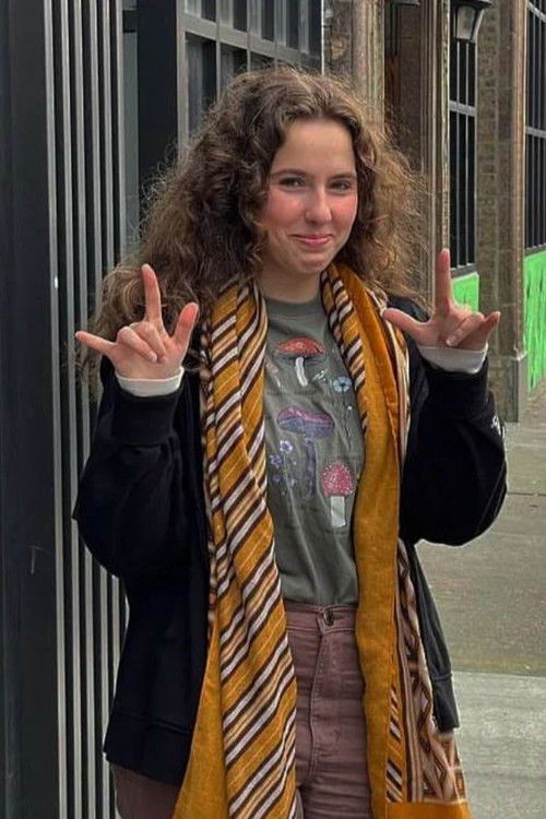 Микайла Тхомпсон