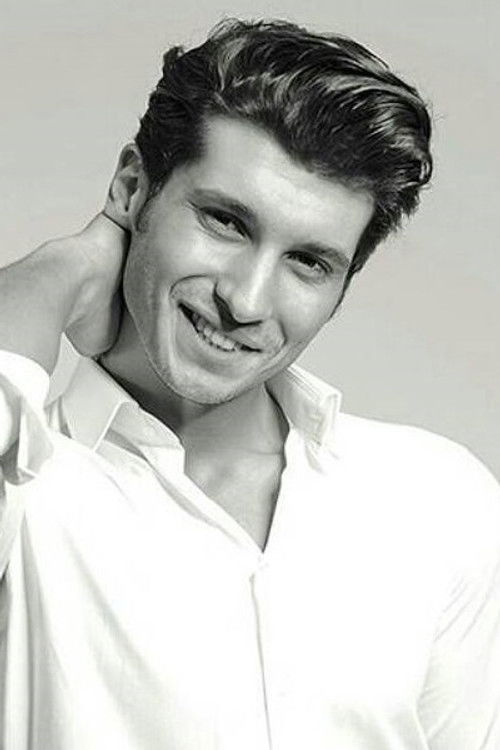 Батухан Бüйüкацароğлу