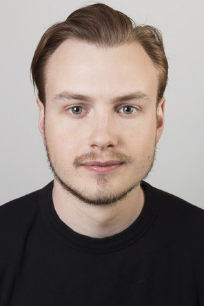 Лукас Орwин