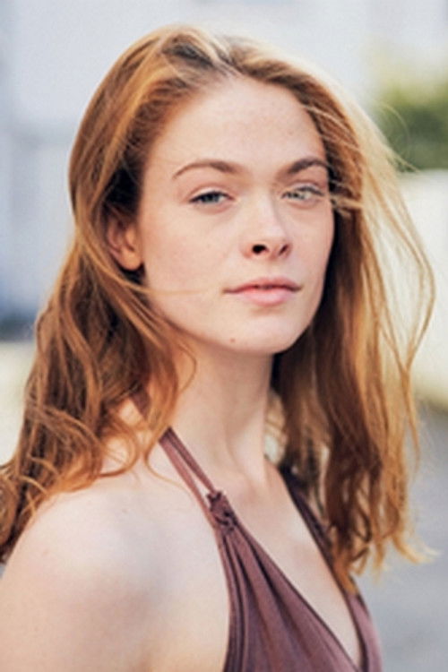 Паулине Рéневиер