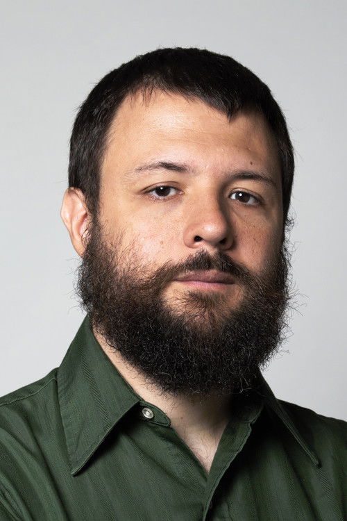 Тино Переира