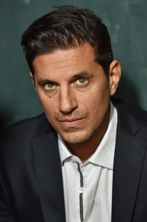 Андй Даволи