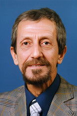 Нецдет Йакıн