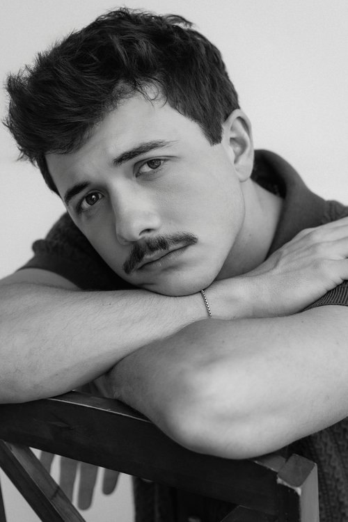  Брэдли Стивен Перри