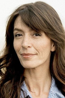 Паулине Гйгаx