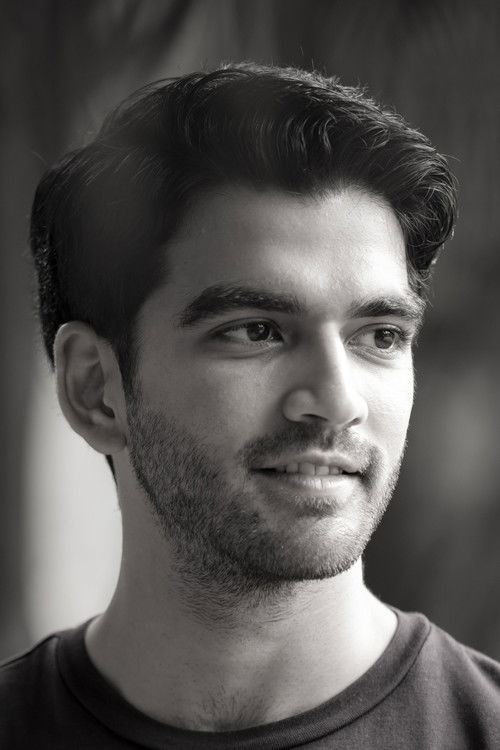 Данесх Разви