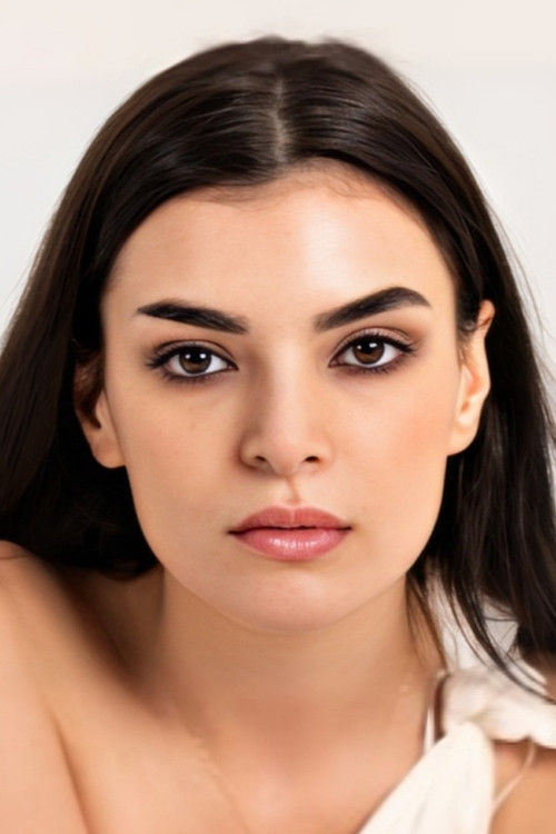 Есенгüл Айпек