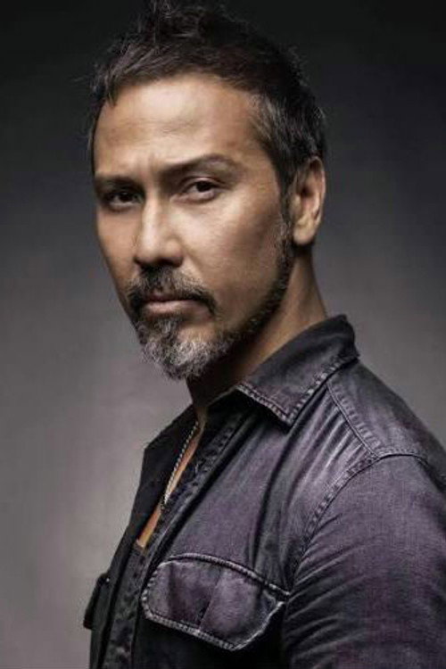 Jулио Аццонци