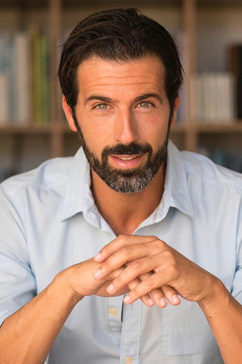 Густаво Сантос