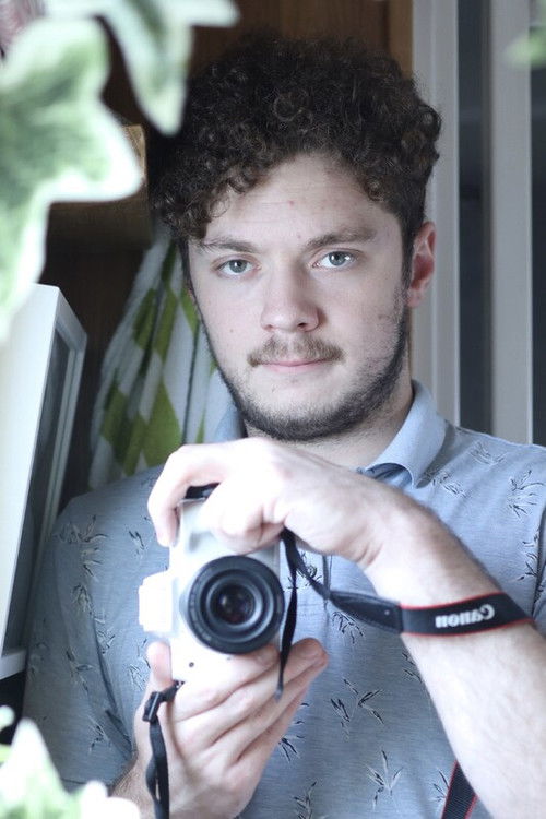 Цхарлие Оливер Асхтон