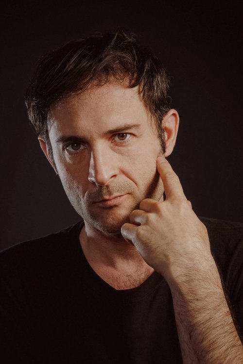  Артюр Арари