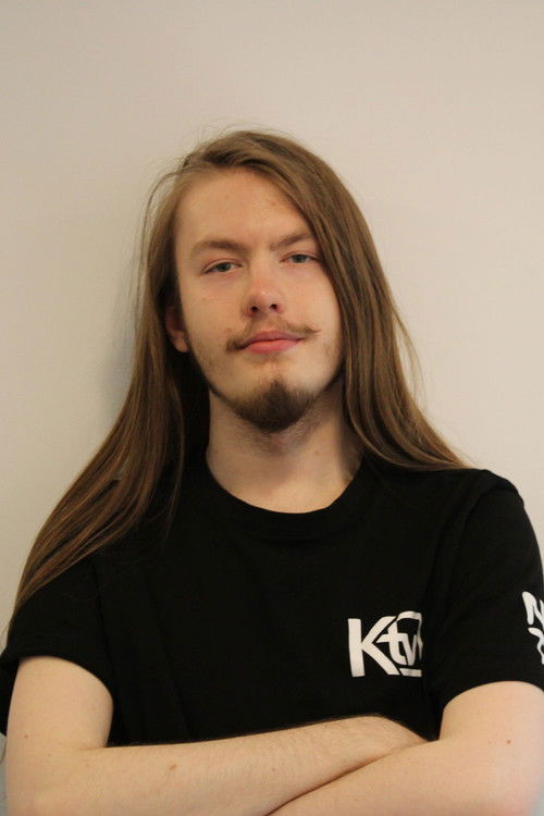 Сам Цхурцхwард