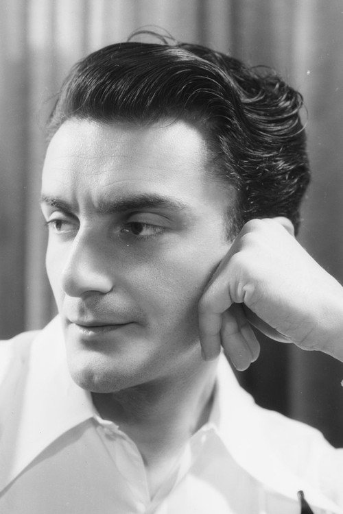 Георге Столл