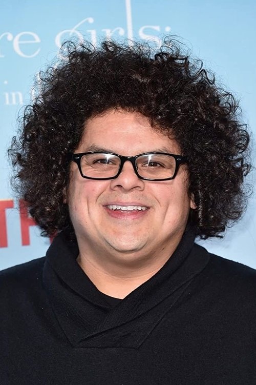 Арис Алварадо