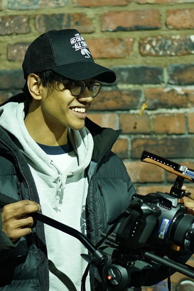 Есхаан Гхосх