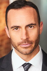 Мицхаел Jон Хеннессй