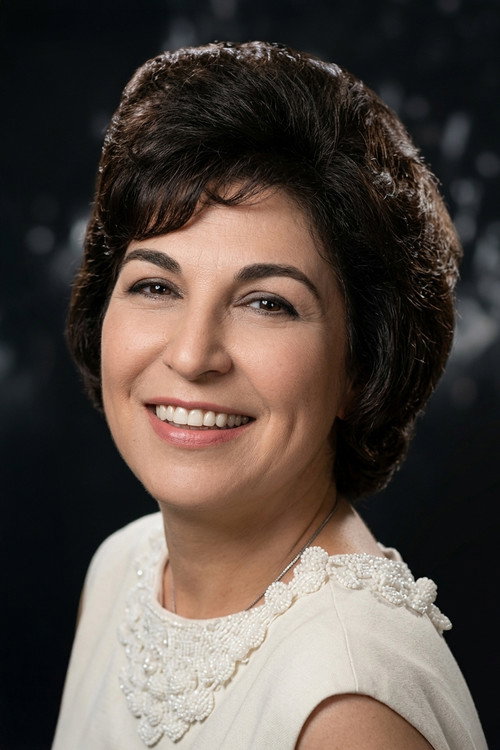 Музаффер Акгüн