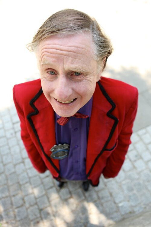 Деwи Саваге