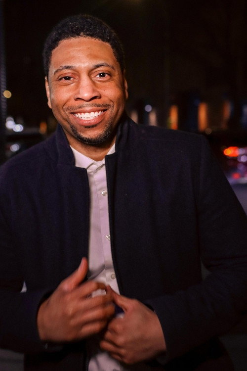 Jулиус Царр