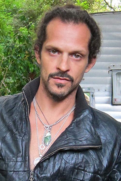 Jонатхан Пеацй