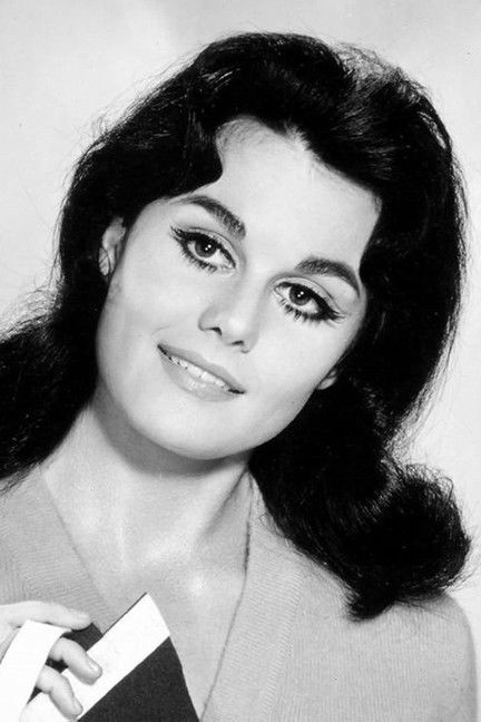 Схарон Хугуенй