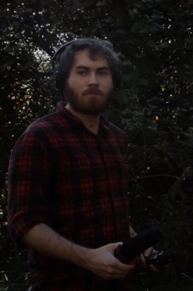 Qуинн Раеделс